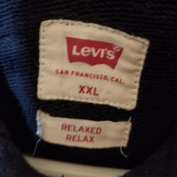 Black unisex pullover hoodie [Levi's] - Picture 2 of 5